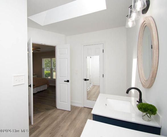 112 Magens Way, Cedar Point, NC 28584