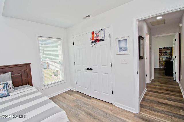 112 Magens Way, Cedar Point, NC 28584