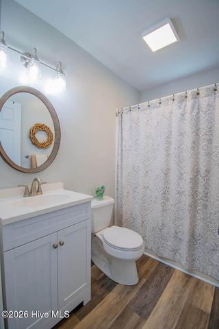 112 Magens Way, Cedar Point, NC 28584