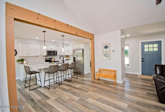 112 Magens Way, Cedar Point, NC 28584