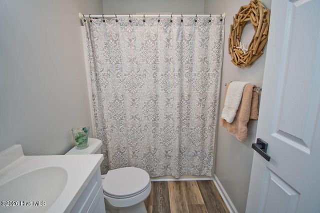 112 Magens Way, Cedar Point, NC 28584