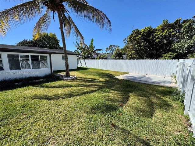 15715 SW 302nd Ter, Homestead, FL 33033