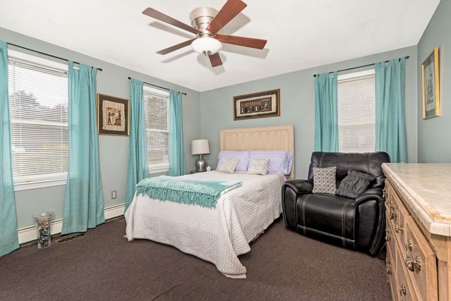 260 Shag Bark Rd, Taunton, MA 02780