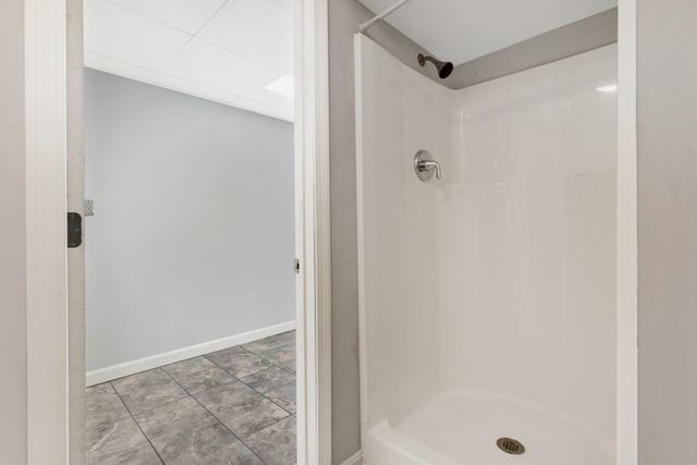 260 Shag Bark Rd, Taunton, MA 02780