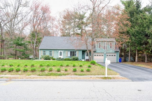 260 Shag Bark Rd, Taunton, MA 02780