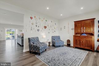 33 WINIFRED, Hanover, PA 17331