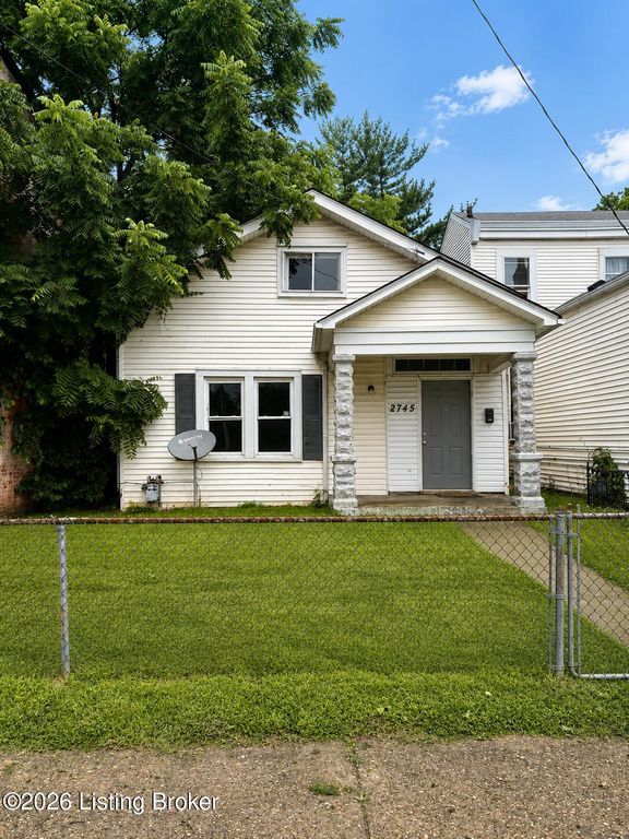 2745 Bank St, Louisville, KY 40212