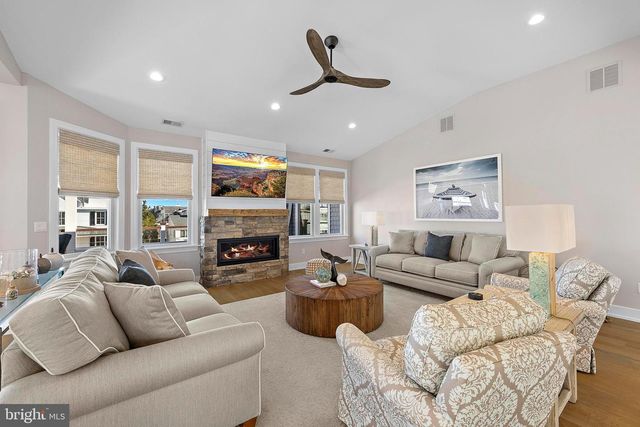 316 LIBERTY AVE, Beach Haven, NJ 08008