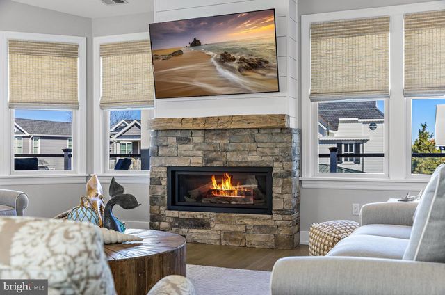 316 LIBERTY AVE, Beach Haven, NJ 08008