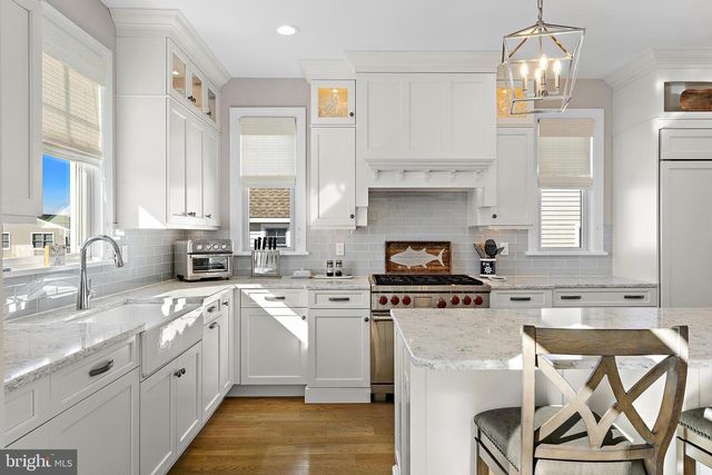 316 LIBERTY AVE, Beach Haven, NJ 08008