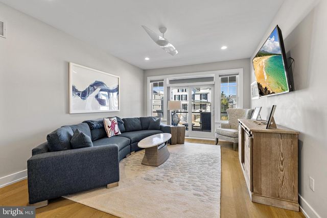 316 LIBERTY AVE, Beach Haven, NJ 08008