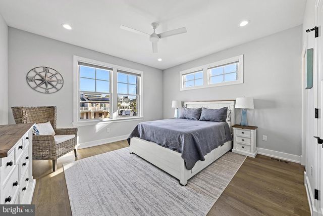 316 LIBERTY AVE, Beach Haven, NJ 08008