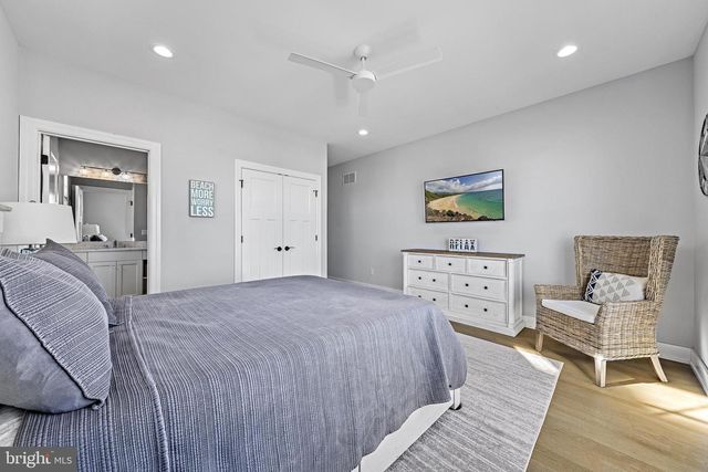 316 LIBERTY AVE, Beach Haven, NJ 08008