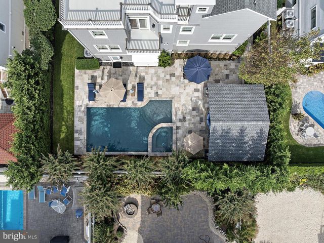 316 LIBERTY AVE, Beach Haven, NJ 08008