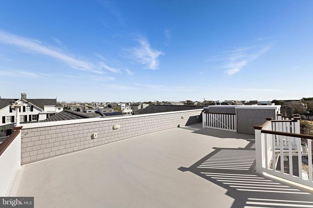 316 LIBERTY AVE, Beach Haven, NJ 08008