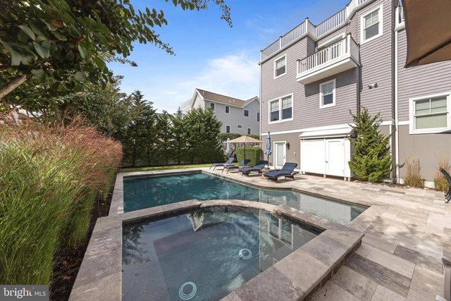 316 LIBERTY AVE, Beach Haven, NJ 08008