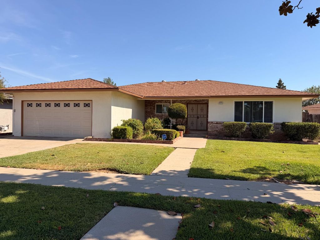 Image 1 of property listing at 3177 E Tenaya Way, Fresno, CA 93710