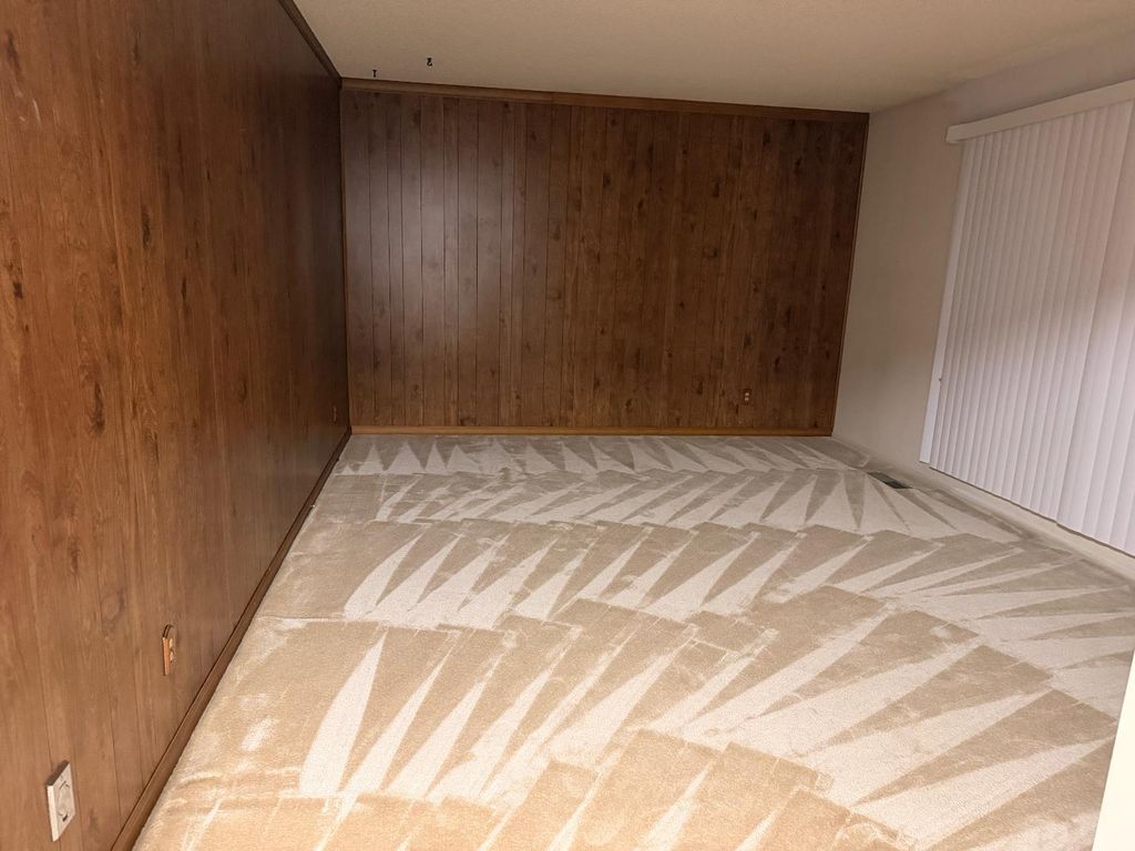 Image 4 of property listing at 3177 E Tenaya Way, Fresno, CA 93710