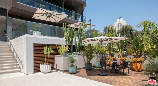8420 W Sunset Boulevard 602, West Hollywood, CA 90069