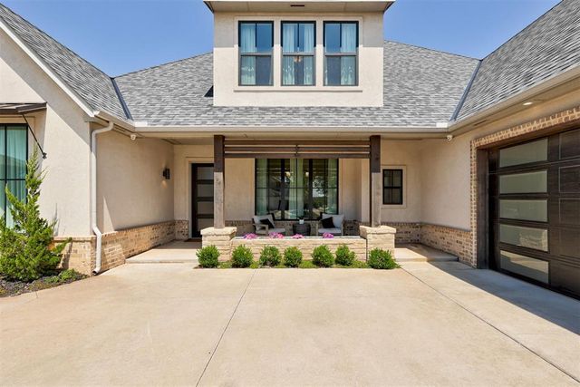 1325 Gateway Bridge Road, Edmond, OK 73034