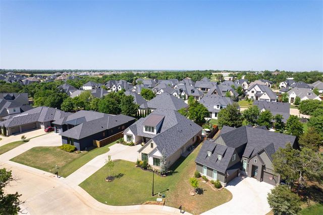 1325 Gateway Bridge Road, Edmond, OK 73034