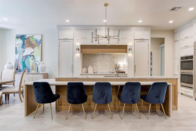 1325 Gateway Bridge Road, Edmond, OK 73034