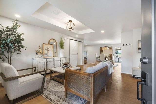 1119 Patricia Circle NW, Corrales, NM 87048