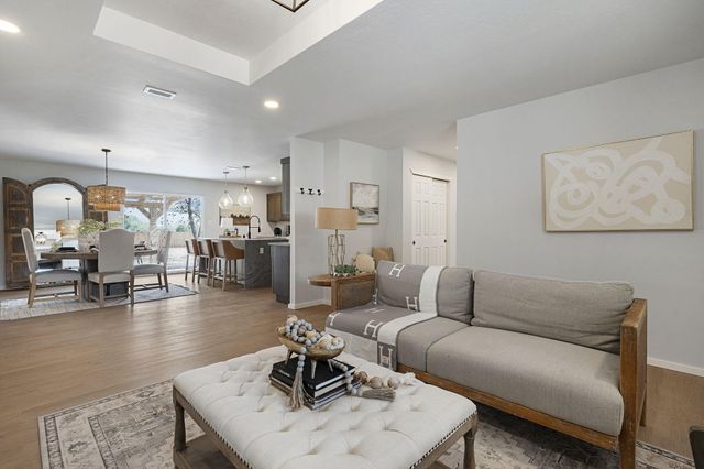 1119 Patricia Circle NW, Corrales, NM 87048
