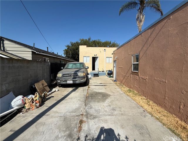 24524 S Avalon, Wilmington, CA 90744