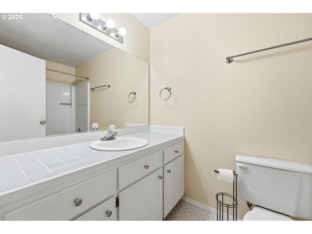 3944 Nw 166TH Dr, Beaverton, OR 97006