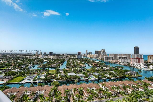 21205 Yacht Club Dr 2405+DEN, Aventura, FL 33180