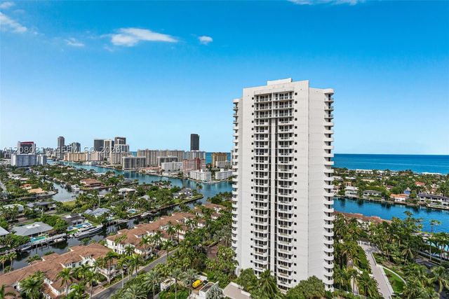 21205 Yacht Club Dr 2405+DEN, Aventura, FL 33180
