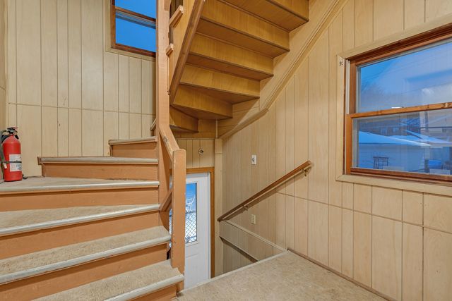 6138 N Meade Avenue, Chicago, IL 60646