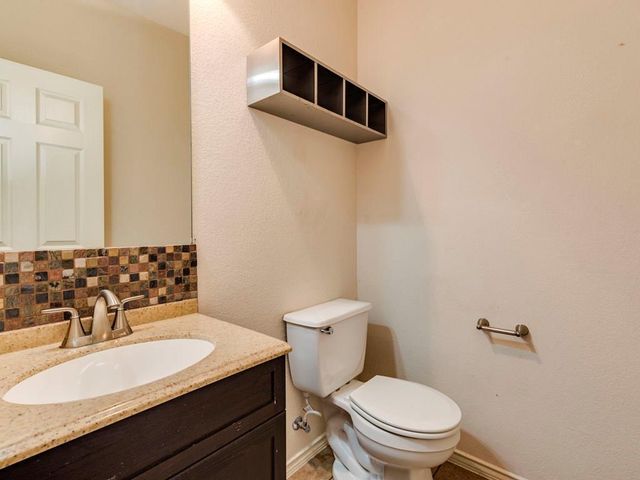 6 VERDE RANCH LOOP, Leander, TX 78641