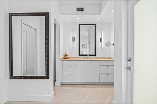 8406 Red Bay Court 8406, Vero Beach, FL 32963