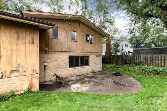 3S664 Delles Road, Naperville, IL 60563