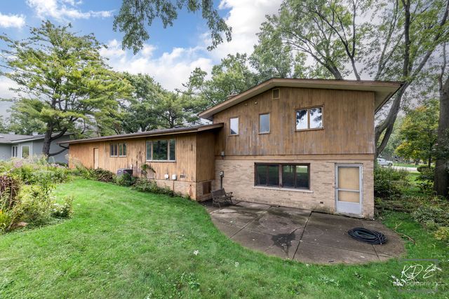 3S664 Delles Road, Naperville, IL 60563
