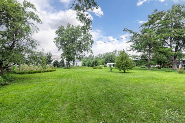 3S664 Delles Road, Naperville, IL 60563