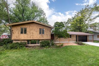 3S664 Delles Road, Naperville, IL 60563