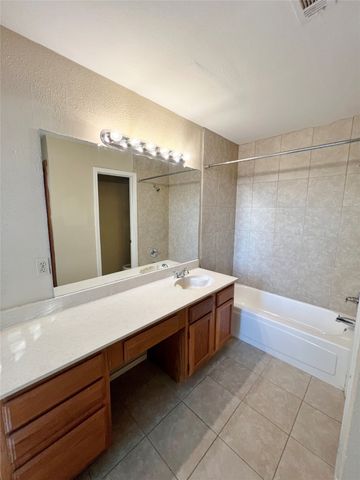 171 Henry M Chandler Drive, Rockwall, TX 75032