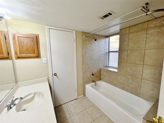 171 Henry M Chandler Drive, Rockwall, TX 75032