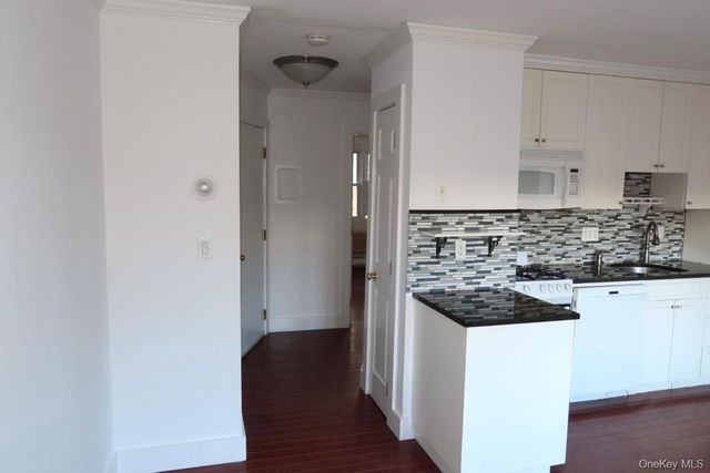 28 Barker Street C-2, Mount Kisco, NY 10549