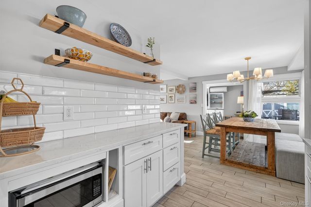 18 Lambert Lane, New Rochelle, NY 10804