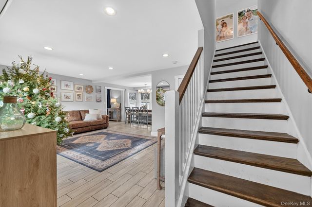 18 Lambert Lane, New Rochelle, NY 10804