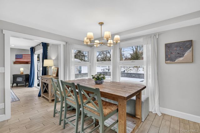 18 Lambert Lane, New Rochelle, NY 10804