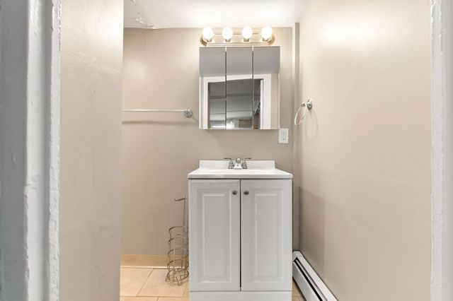 335 Cabot Street 1, Beverly, MA 01915