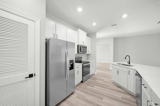 8225 95th Avenue, Vero Beach, FL 32967