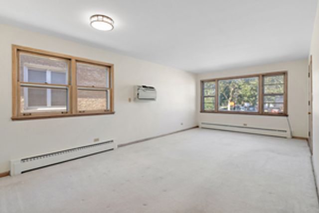 5705 W Higgins Avenue 1, Chicago, IL 60630