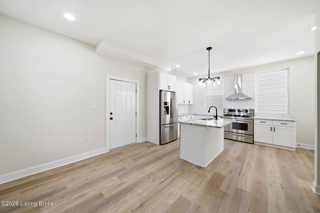 1813 S Preston St, Louisville, KY 40217
