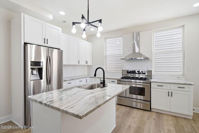 1813 S Preston St, Louisville, KY 40217